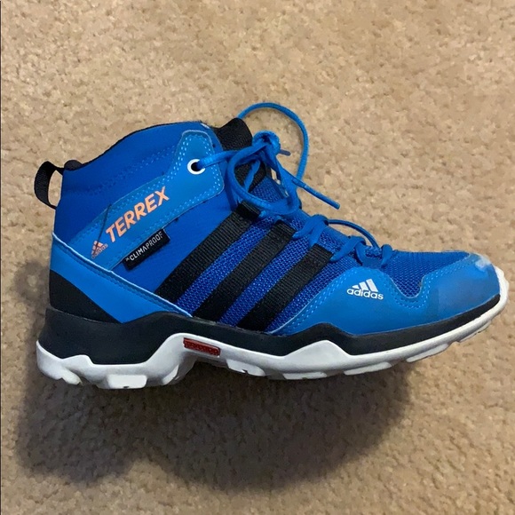 adidas climaproof shoes